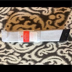 NWT Lululemon No Limits Stretching Strap